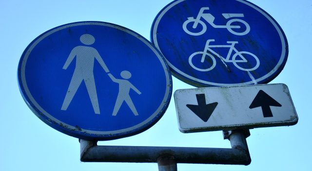 traffic-sign-1440048_1280